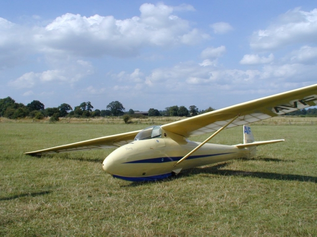  Otro planeador en Staffordshire Gliding Club 